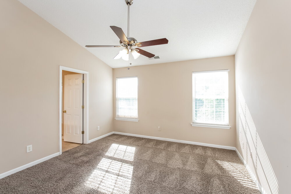 Building Photo - 10520 Pickerel Ln