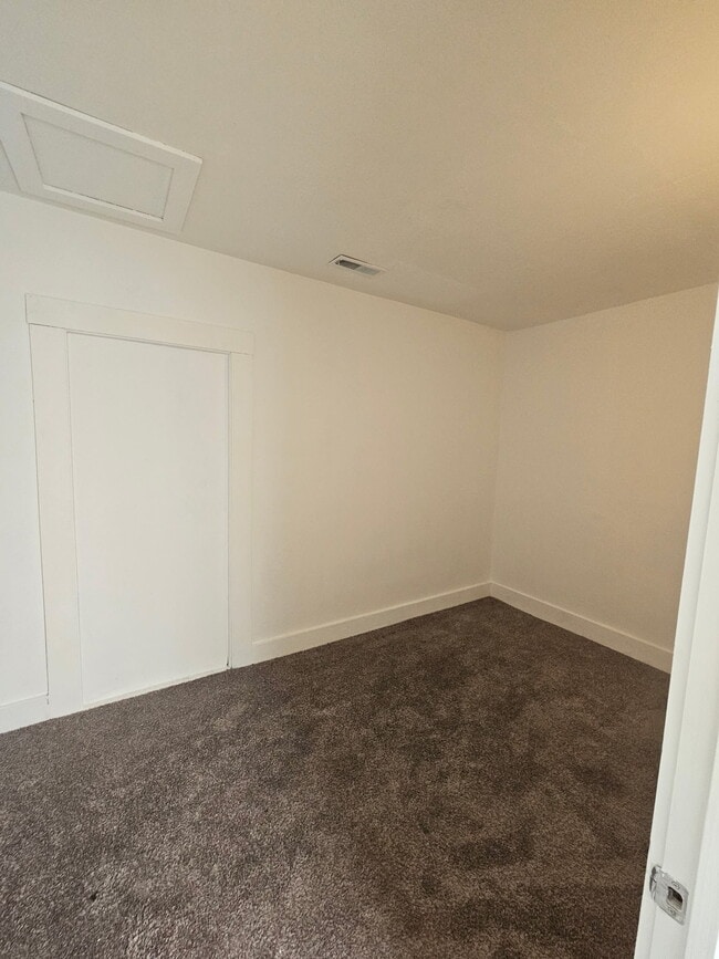 Building Photo - 516-518 Scott St