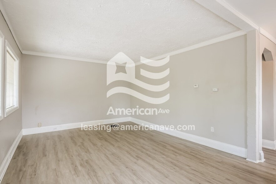 Building Photo - 318 Purcell Ave