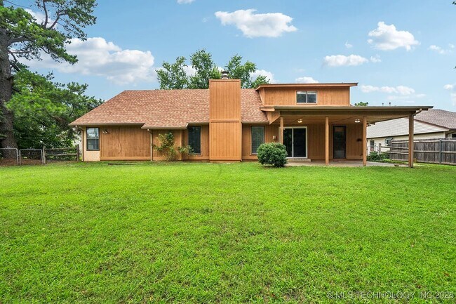 Building Photo - 6947 S 30th W Ave