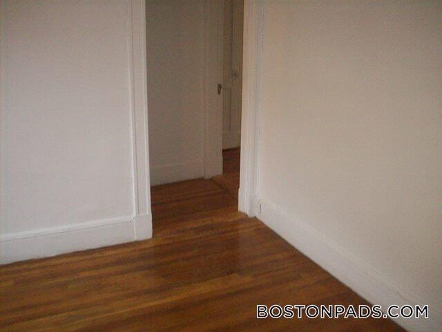 Building Photo - 97 Hancock St