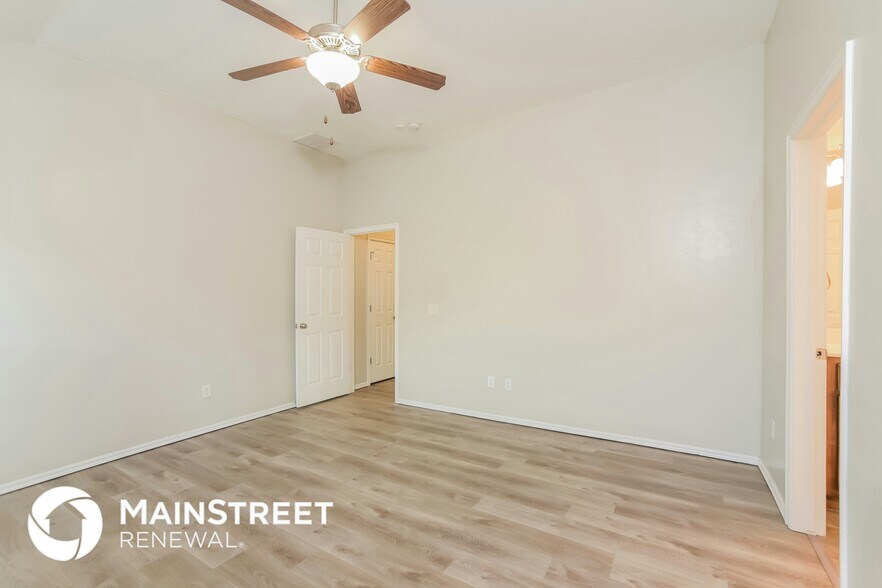 Building Photo - 3609 Truman Dr