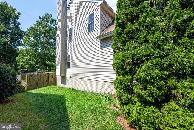 Building Photo - 35184 Pheasant Ridge Rd