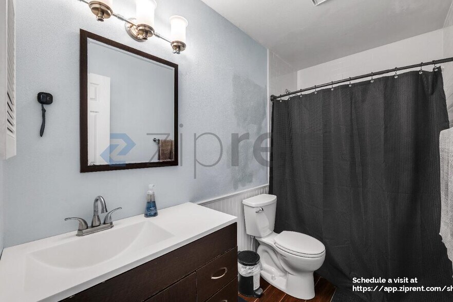 Building Photo - 208 Pap Finn Ct