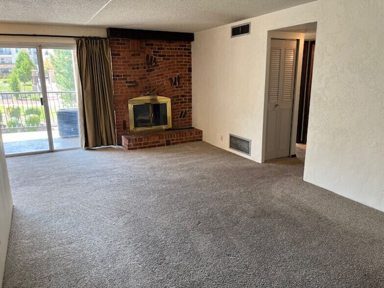 Building Photo - 805 29th St