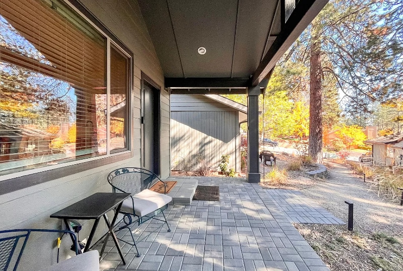 Building Photo - 142 SW 19th St