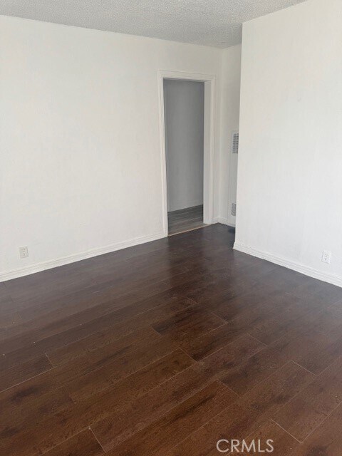 Building Photo - 213 N 7th St