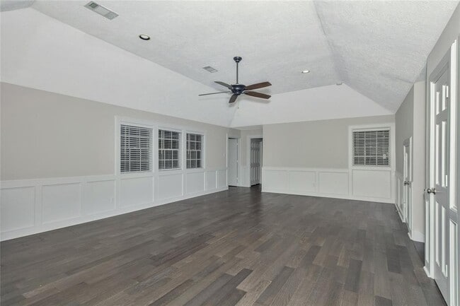 Building Photo - 11771 Quail Creek Dr