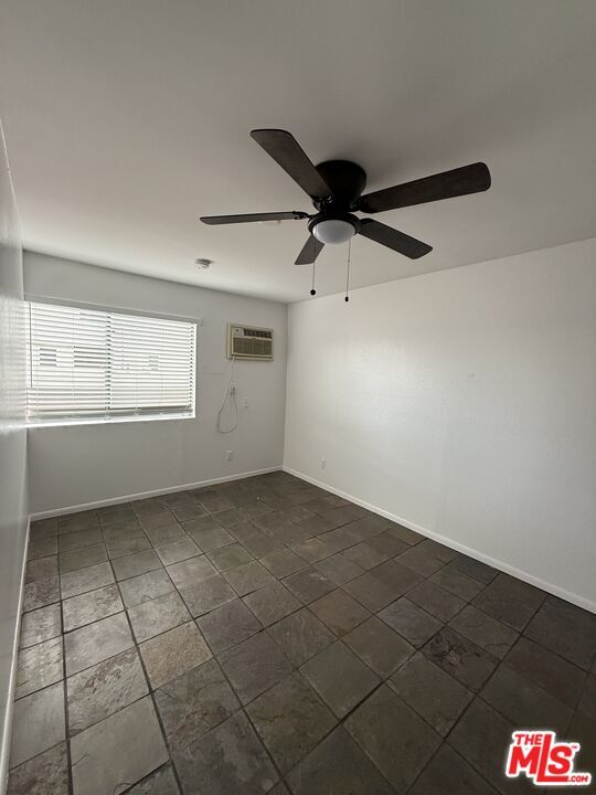 Building Photo - 1816 N Gramercy Pl