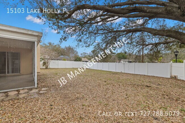 Building Photo - 15103 Lake Holly Pl