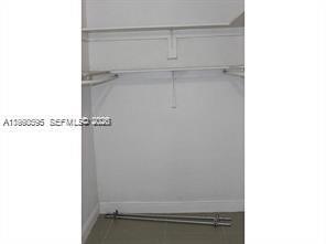 Building Photo - 500 NW 43rd Ct