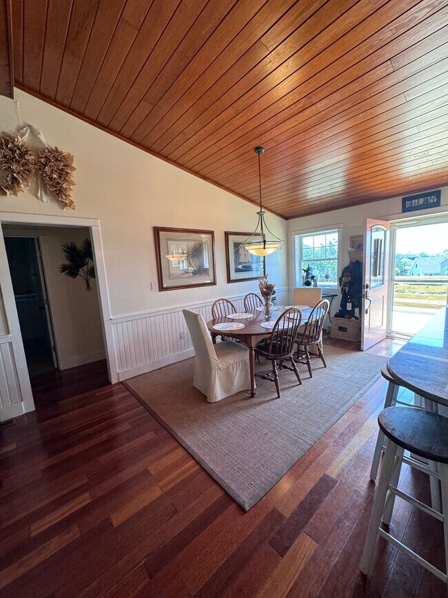 Building Photo - Long term rental in Nags Head