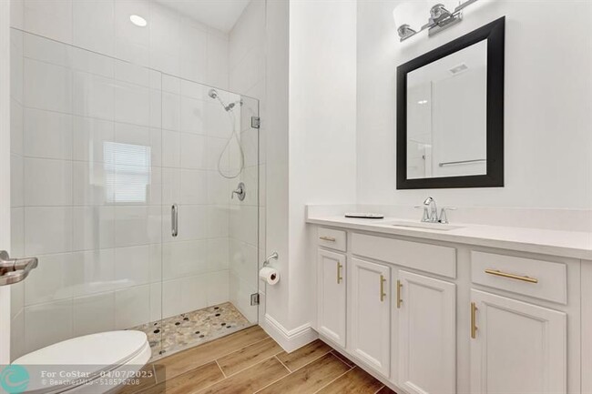 Building Photo - 16216 Sea Turtle Pl