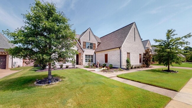 Building Photo - 4762 Magnolia Pk Cir W