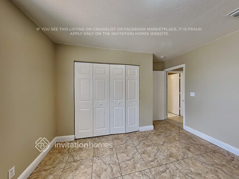 Building Photo - 1963 SW 149th Ave