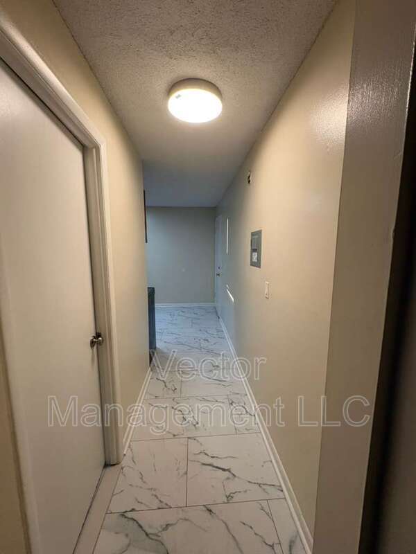 Building Photo - 1400 Ella T Grasso Blvd