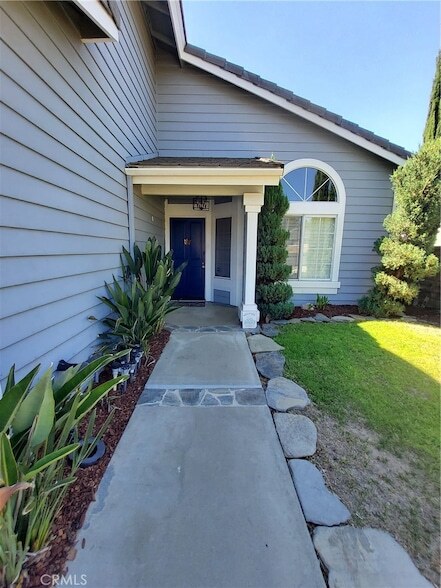 Building Photo - 25540 Pembrook Pl