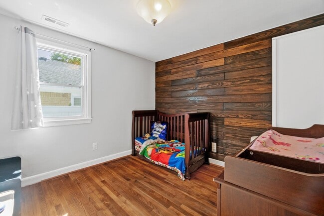 Building Photo - 4 Bed 2.5 Bath Home for rent in Norfolk