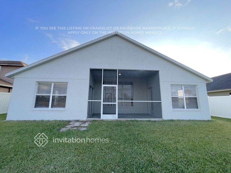 Building Photo - 22807 Hawk Hill Loop