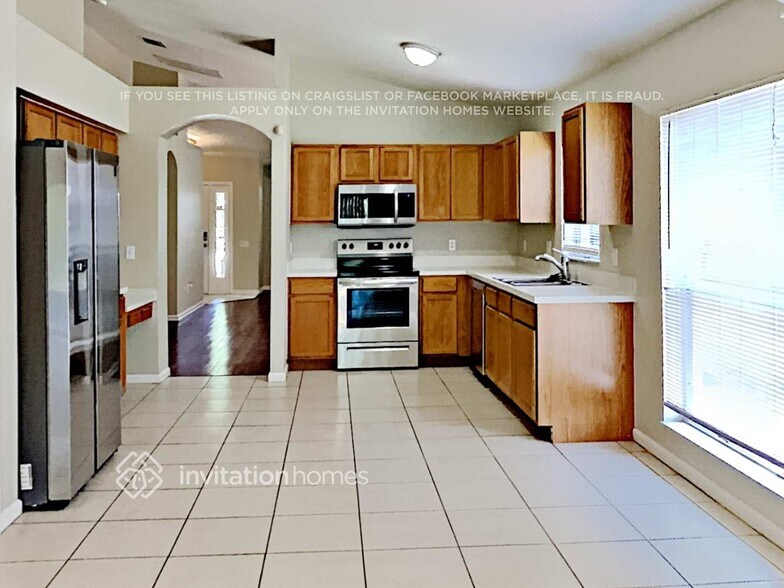 Building Photo - 13018 Early Run Ln