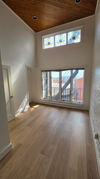 Bedroom #2 - Two Story Ceilings - 403 N Charles St