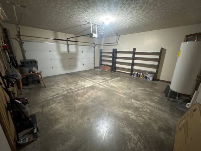 Building Photo - 9229 Westdrum Ct