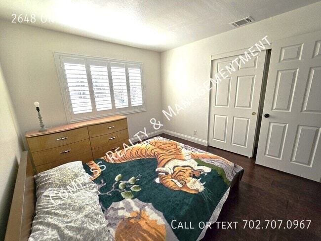 Building Photo - 2648 N Ontario Dr
