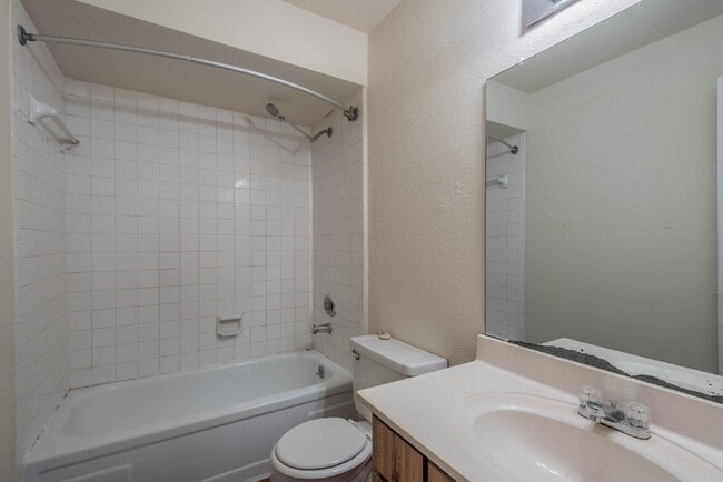 Building Photo - 16111 ASPENGLEN DR #206 - Beautiful 2 Bedroom, 2 Bath with Pool View!