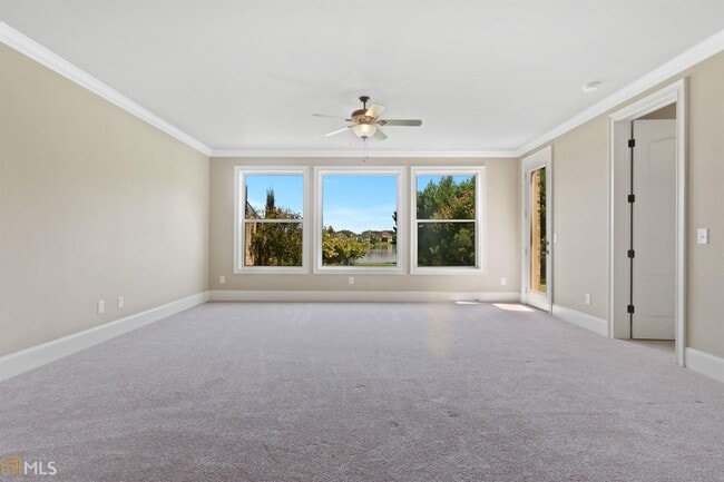 Building Photo - 2481 Lake Erma Dr