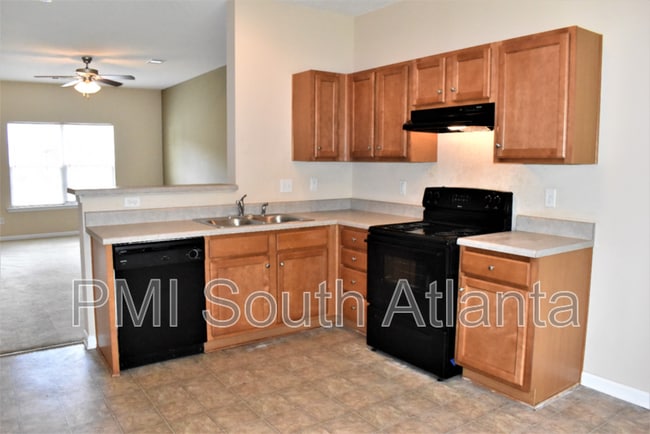 Building Photo - 6864 Mountain Cir