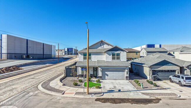 Building Photo - 1621 Sam Dominguez St