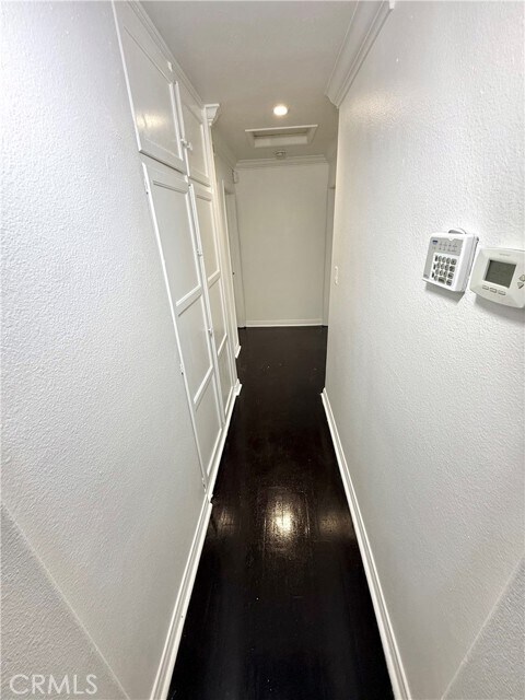 Building Photo - 732 James