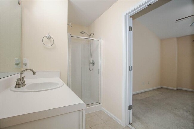 Building Photo - 3801 Thayer Trace