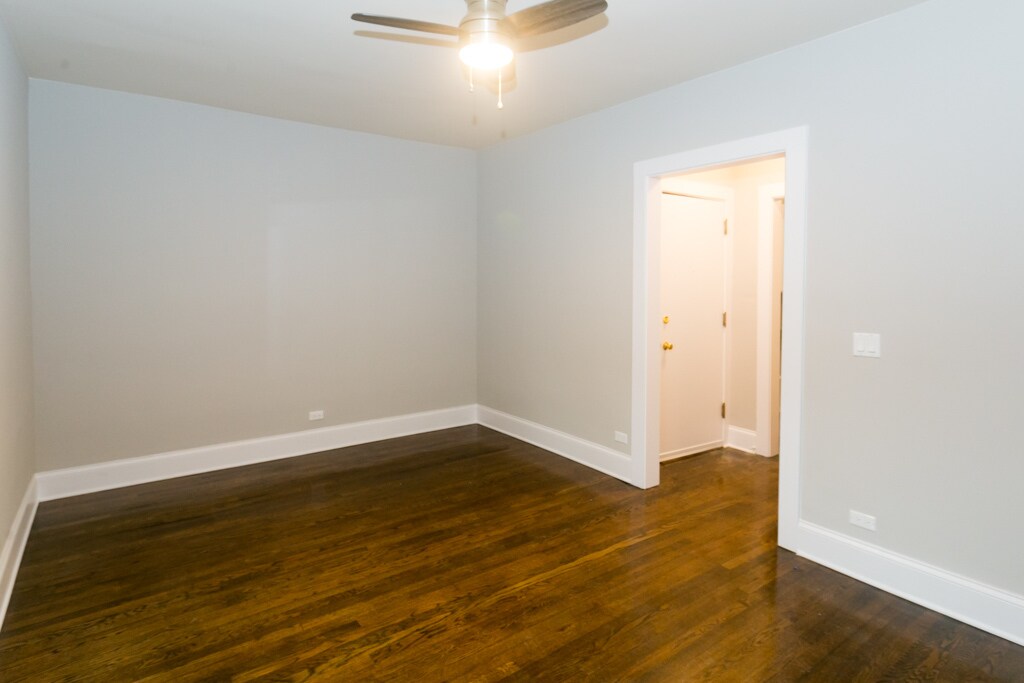 Building Photo - 4706 N Racine Ave