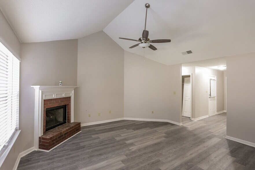 Building Photo - 2944 Connor Reed Dr