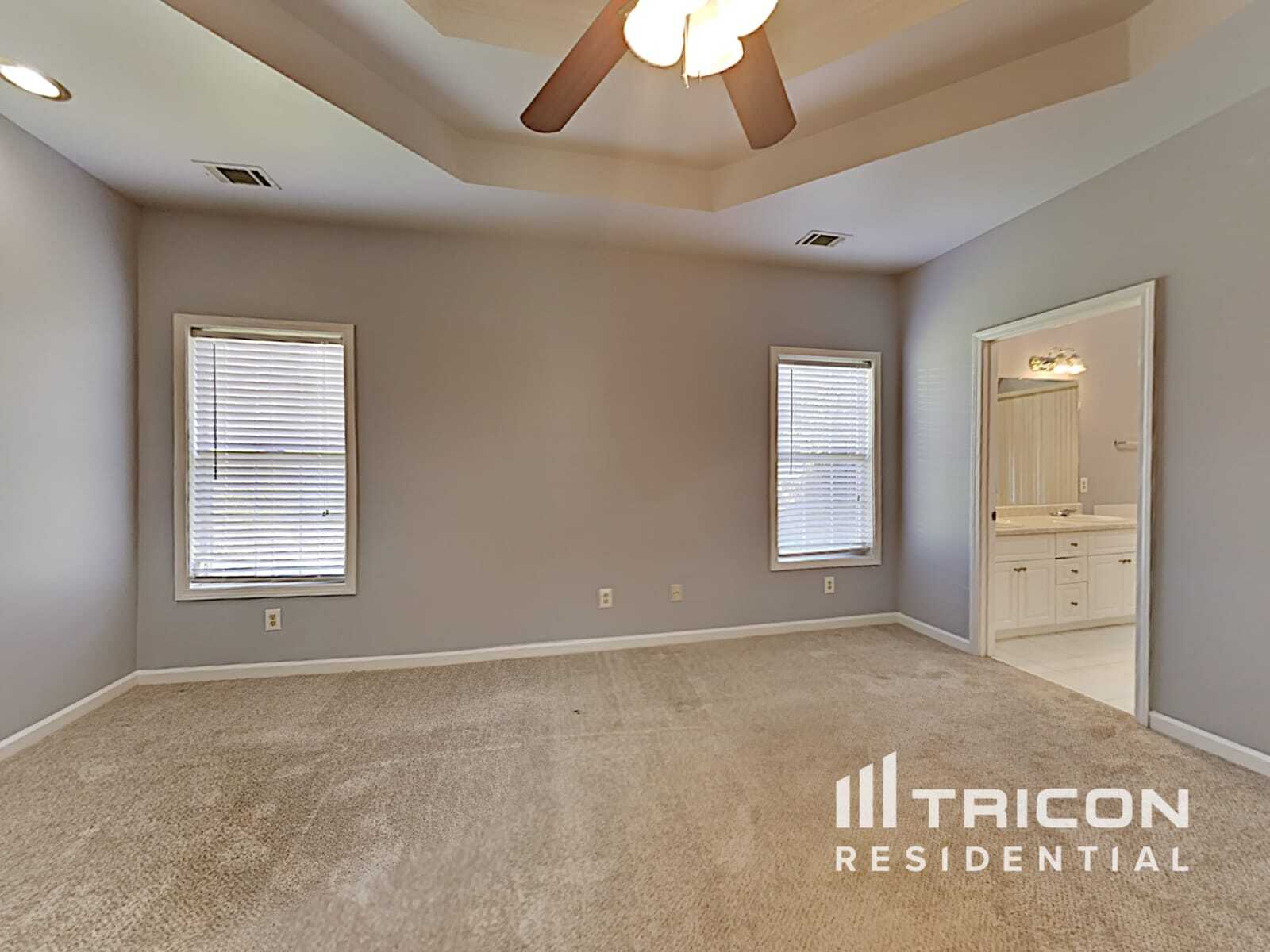 Building Photo - 325 Wisteria Blvd
