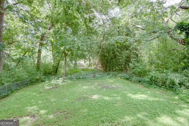 Building Photo - 3172 Humphries Dr SE