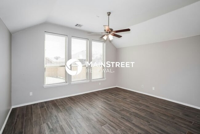 Building Photo - 4 Bedroom Pet-Friendly Home in Edmond, OK ...