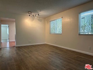 Building Photo - 36 Brooks Ave