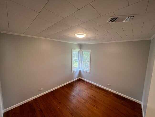 Building Photo - 204 Belle Dame Dr
