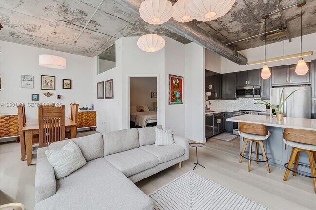 Building Photo - 2001 S Biscayne Blvd