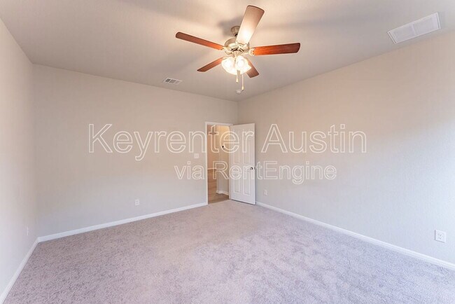 Building Photo - 113 Caney Cv