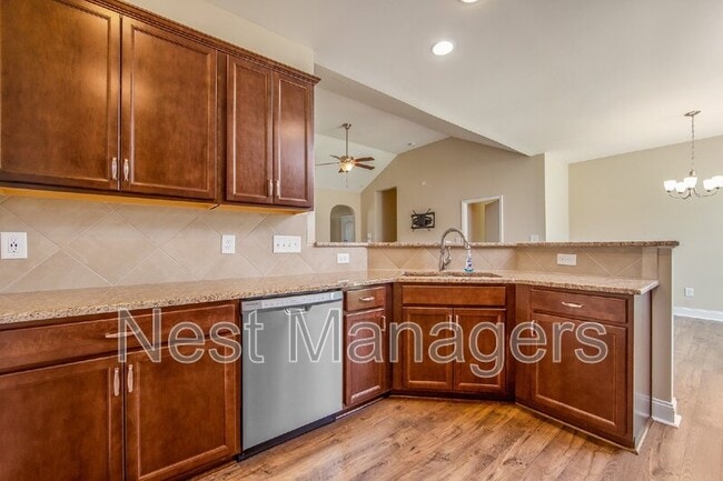 Building Photo - 620 Stonebriar Ave