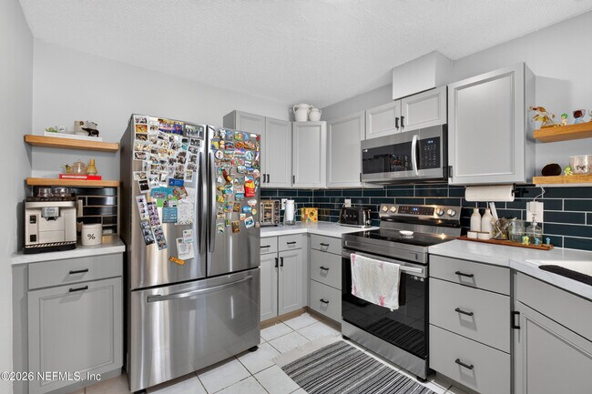 Building Photo - 9351 Arbolita Way