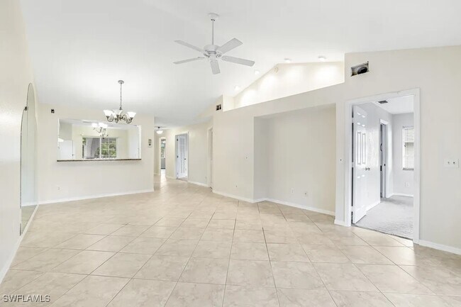 Building Photo - 260 Belina Dr