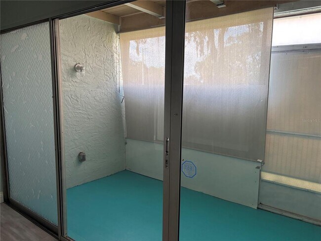 Building Photo - 3845 S Lake Dr