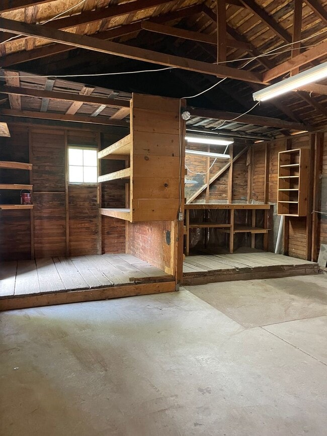 Building Photo - Cute 2 Bed 1 Bath Close to Old Town Fort C...