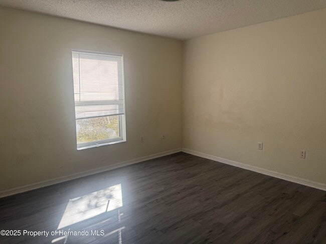 Building Photo - 15096 Mt Ivy Rd