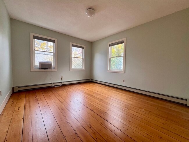 Building Photo - 188 Franklin St