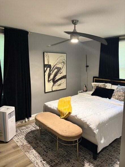 Building Photo - 127 Wilmington Pl SE